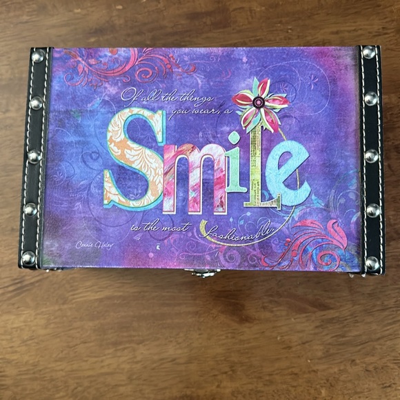 Colorful decorative treasure box - Picture 7 of 7